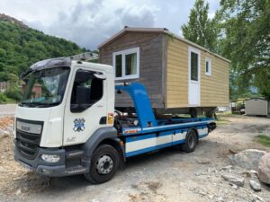 transport de gros-volumes type mobile-home.