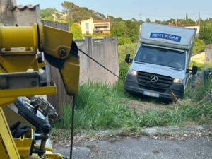 Treuillage d'un camping-car à La Colle-sur-Loup