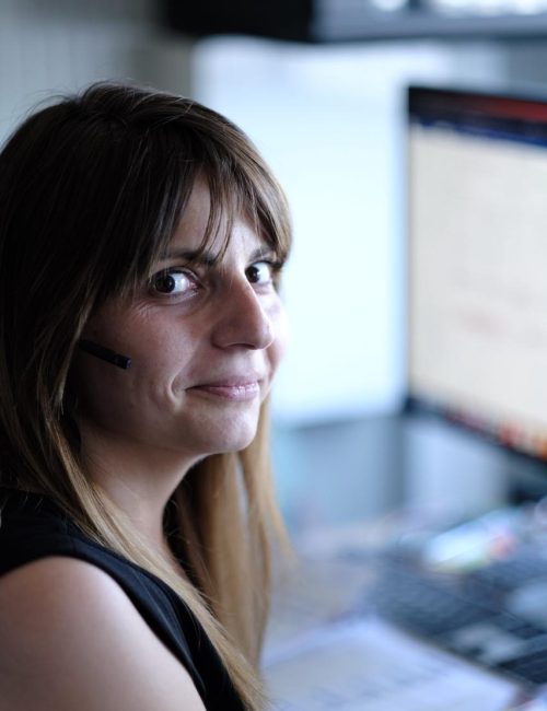 Lize est notre assitante téléphonique jour chez Flash dépannage 06